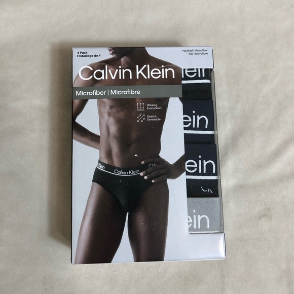 Calvin Klein 4 pack of microfiber hip briefs. - Picture 1 of 3